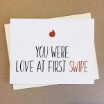 Tinder no genera mundo común (posdatas)