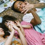 Película Somos una familia. Breve intercambio